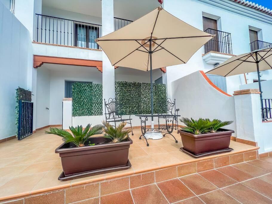 Modern 2 Bed Apartment With Pool In ฟรีฮิเลียนา ภายนอก รูปภาพ